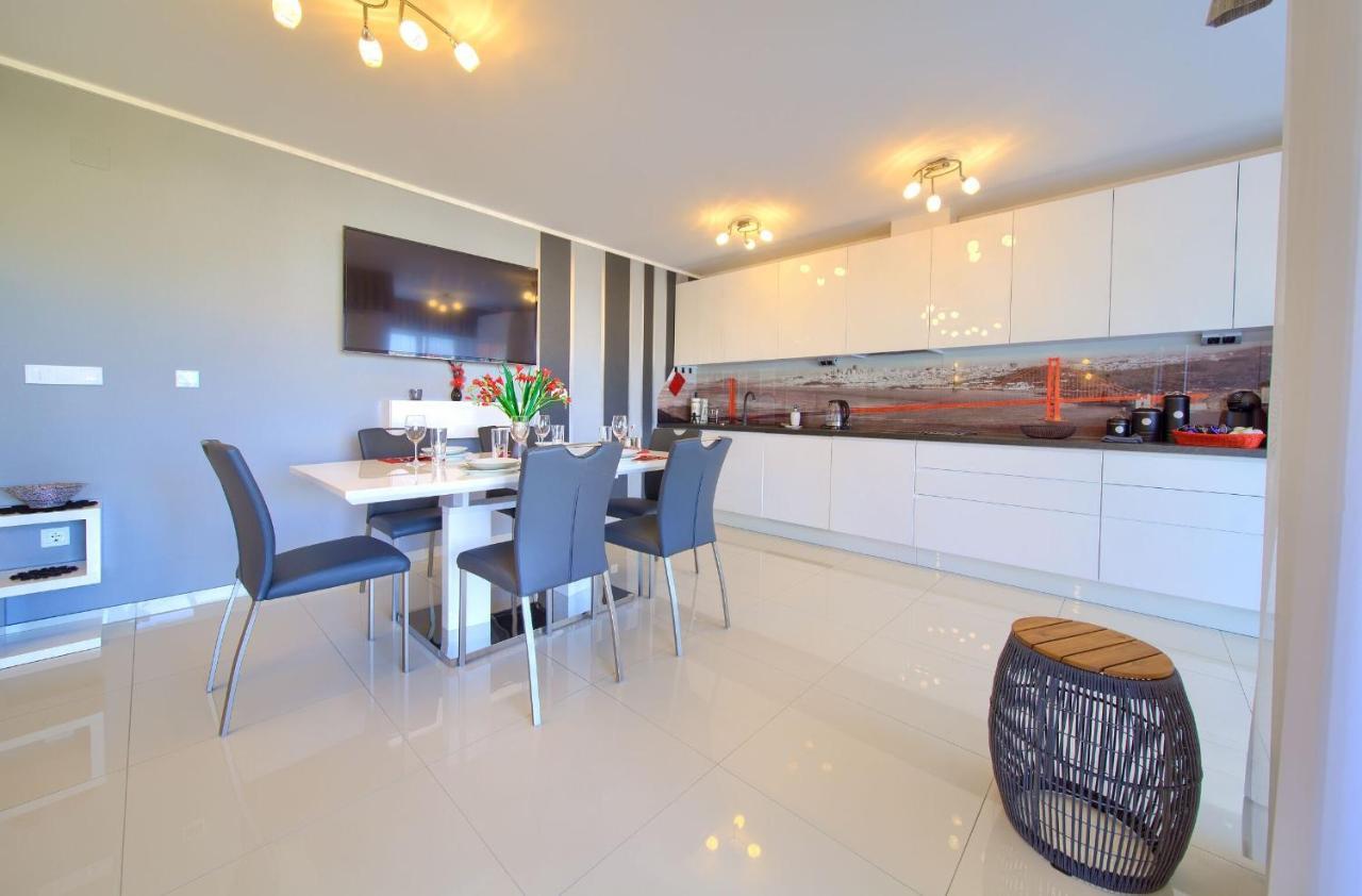Apartment Crystal Aura Malinska Kültér fotó