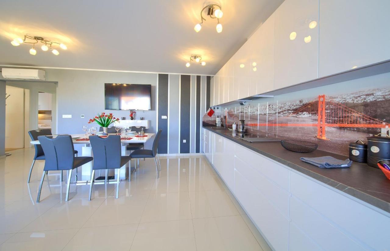 Apartment Crystal Aura Malinska Kültér fotó